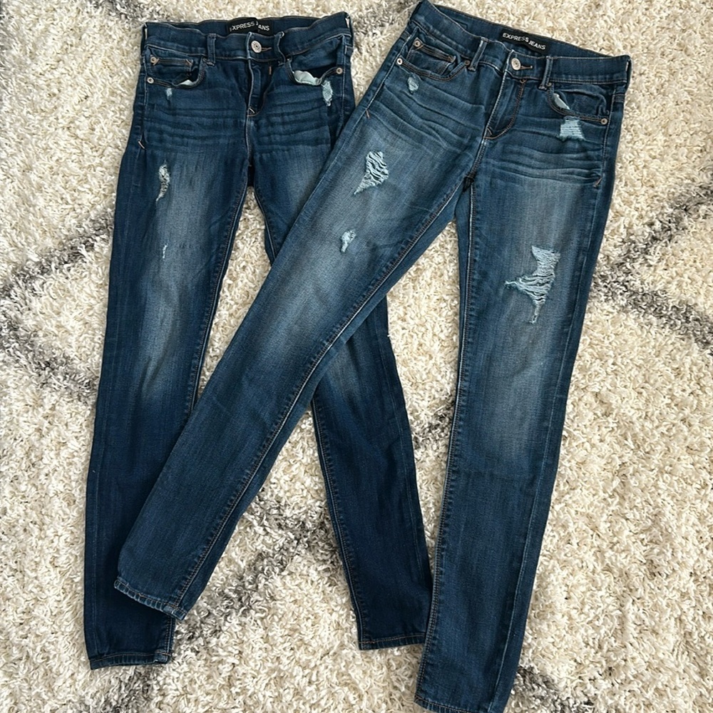 Express Distressed Jeans